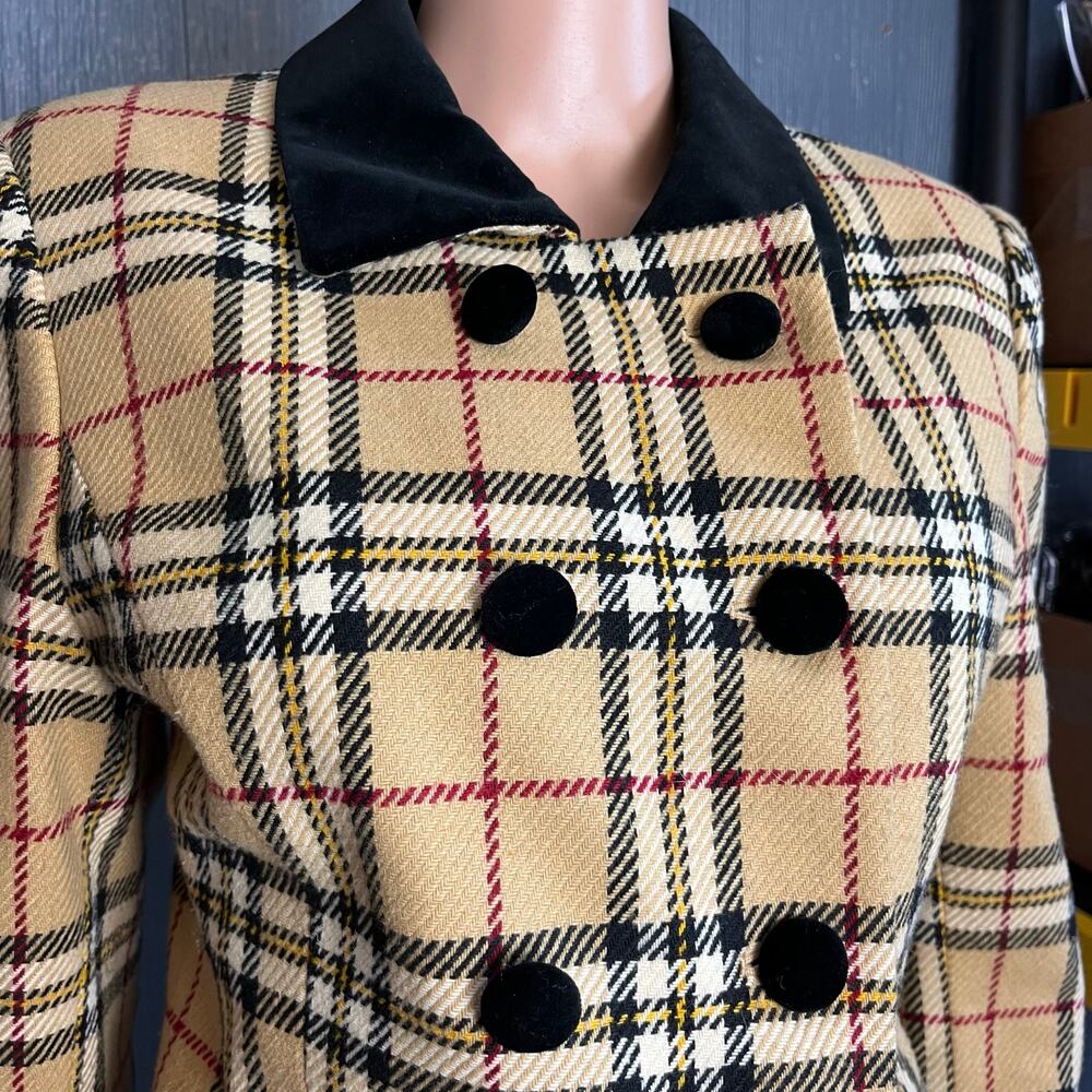 Le Suit Paris NY Women’s Double Breasted Plaid Velvet Collar Blazer 8 Cropped - Picture 2 of 6